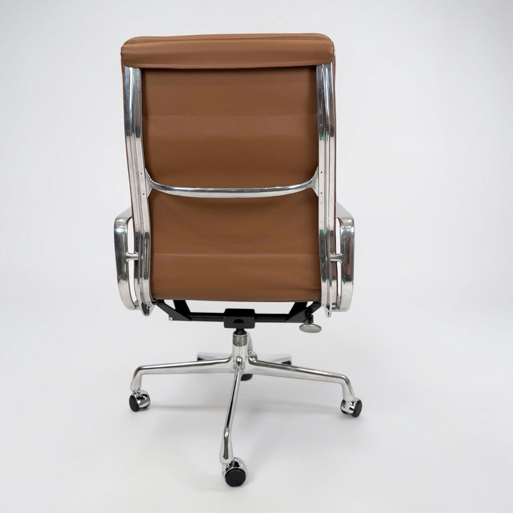 Eames Aluminum Group Soft Pad Executive Chair Cognac Leather