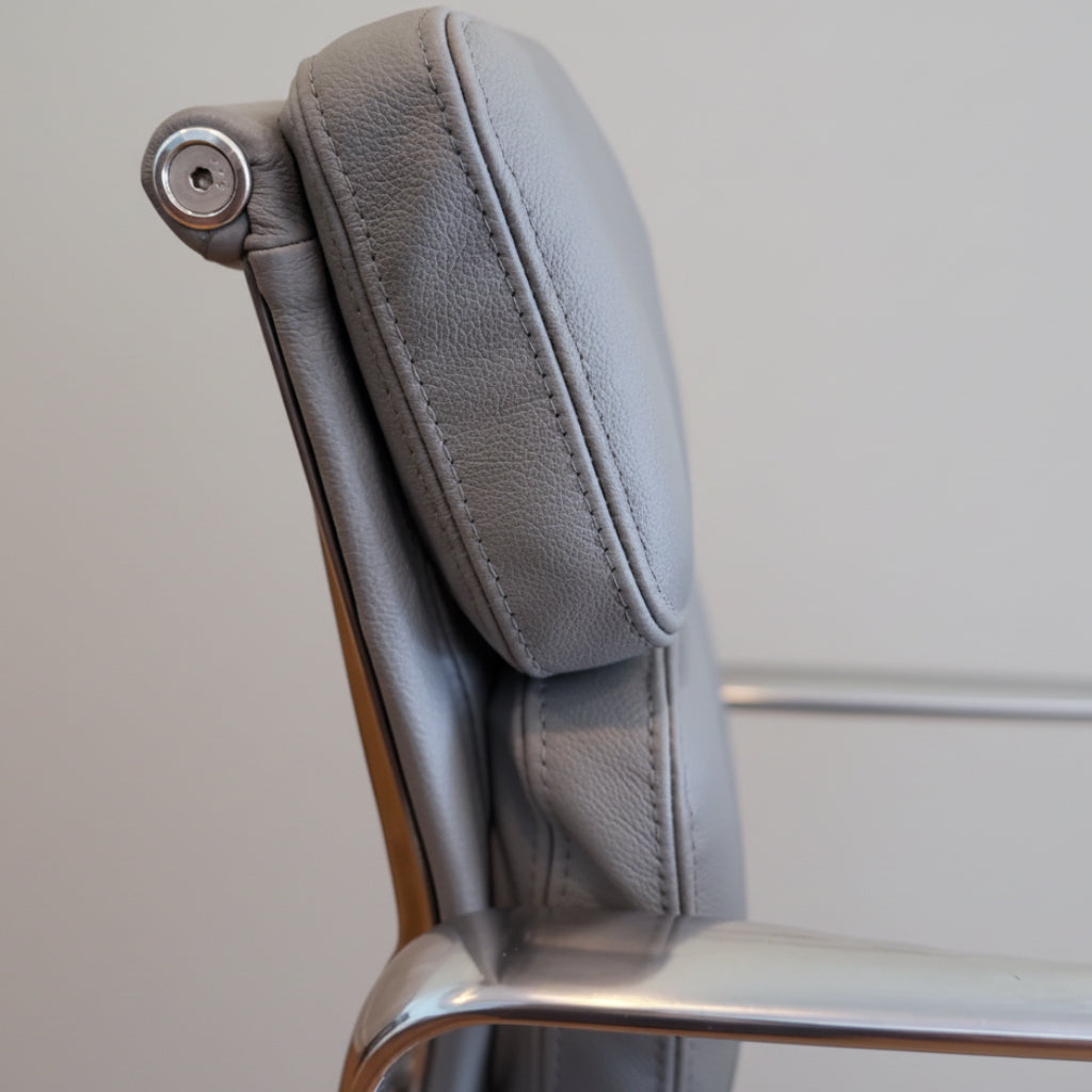 Herman Miller Eames Aluminum Group – Soft Pad Management Chair