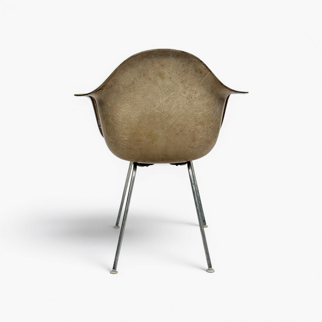 Early 1950s Eames Fiberglass Armchair by Herman Miller – Zenith Plastics