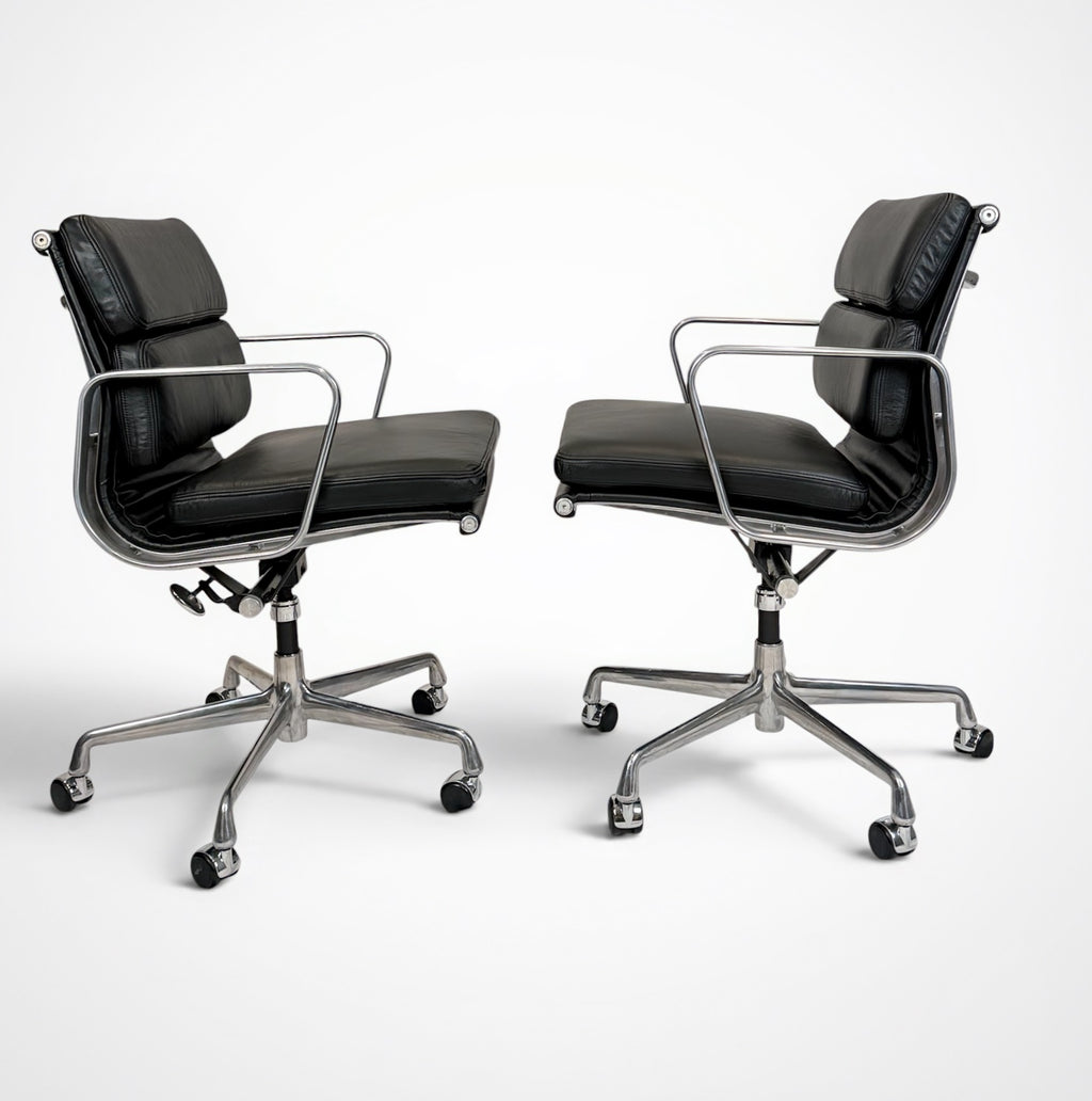 Pair of Eames Aluminum Group Soft Pad Management Chairs by Herman Miller Black Leather
