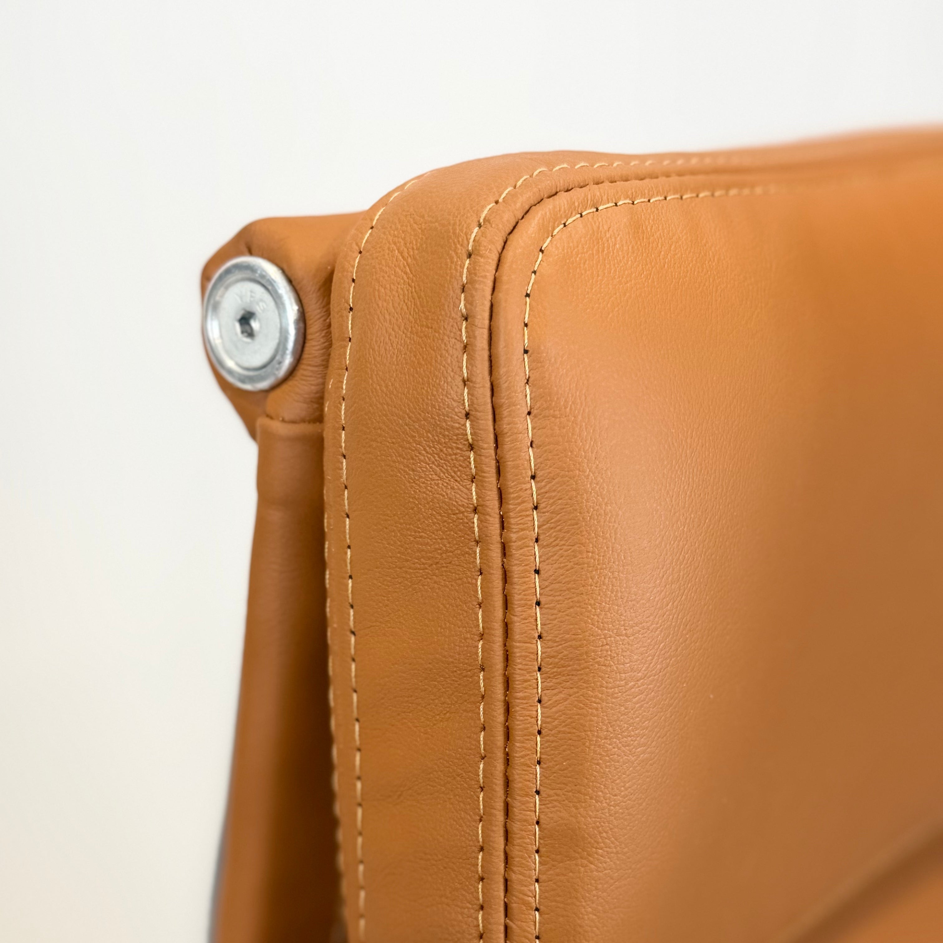 Eames Aluminum Group Executive Chair