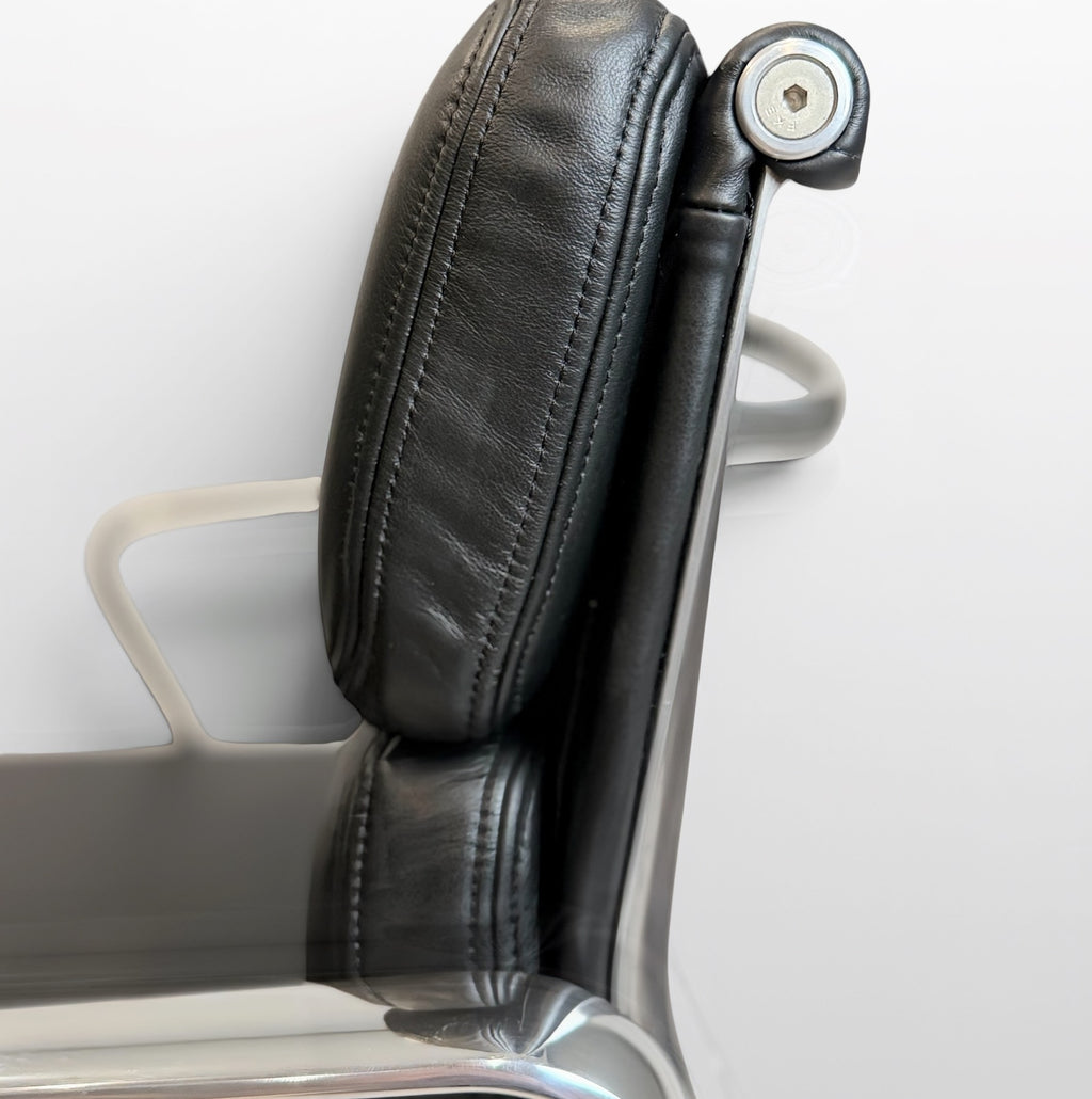 Herman Miller Eames Aluminum Group Soft Pad Management Chair – Black Leather