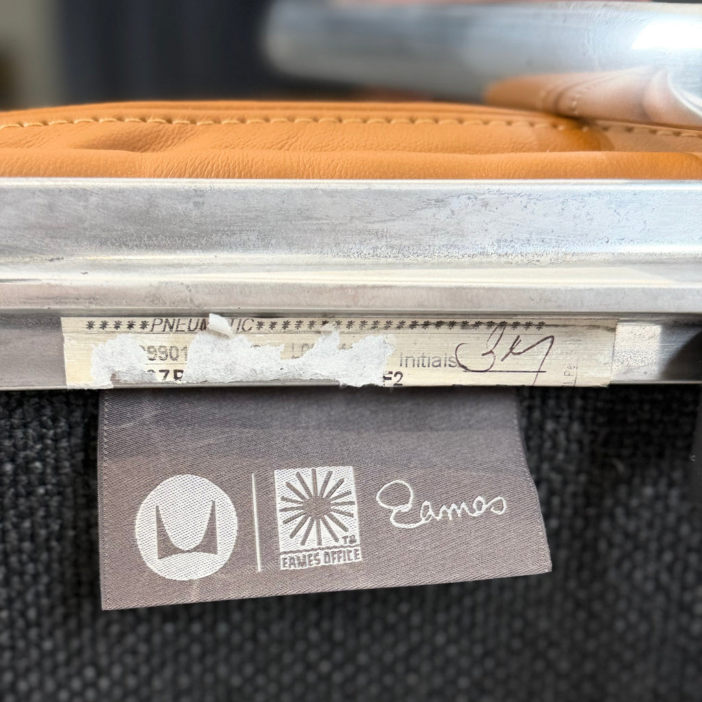 Eames Aluminum Group Executive Chair