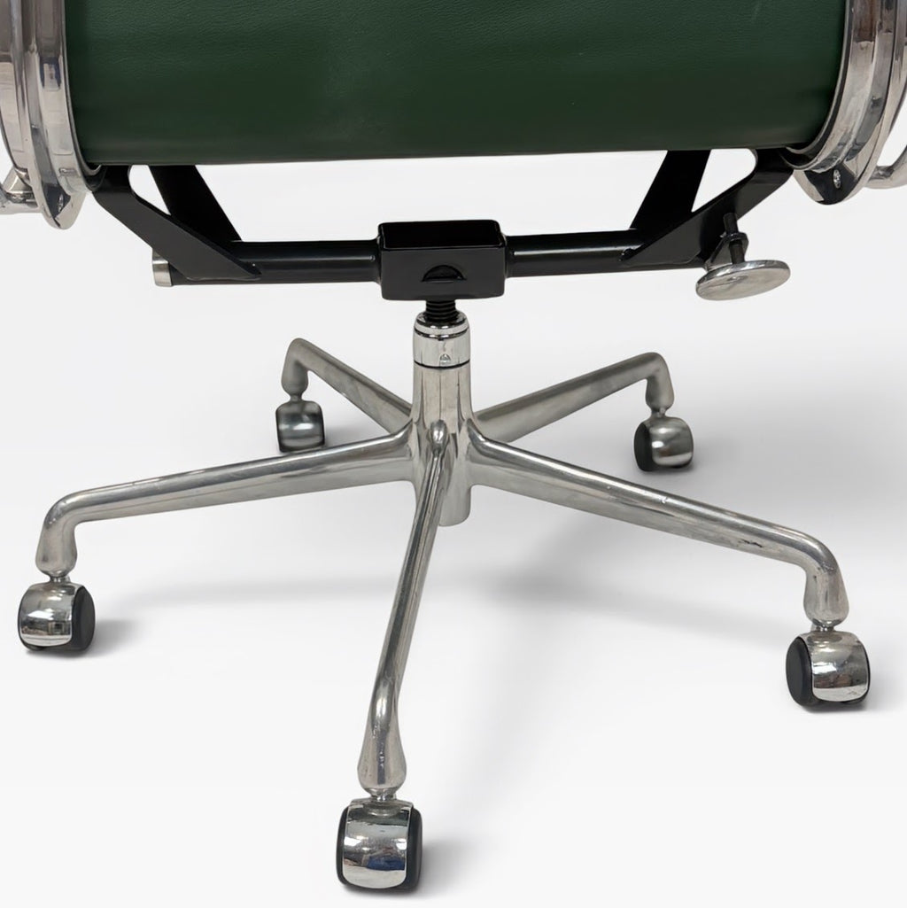 Herman Miller Eames Aluminum Group Soft Pad Management Chair - Green Leather