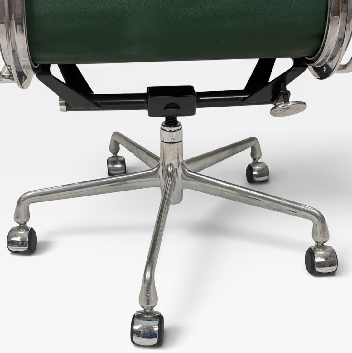 Herman Miller Eames Aluminum Group Soft Pad Management Chair - Green Leather