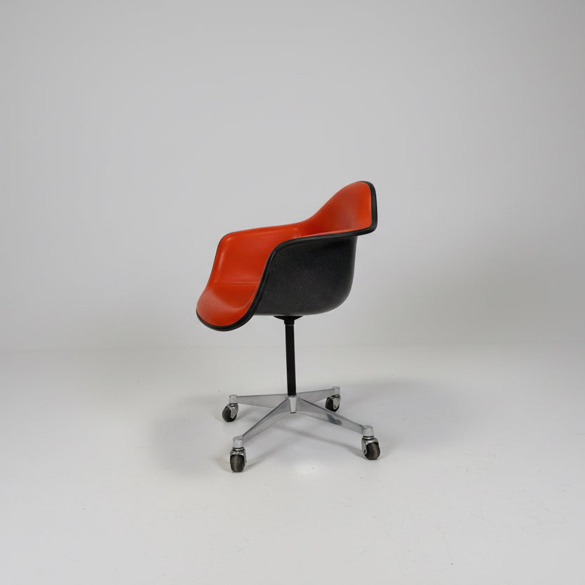 Eames Molded Fiberglass Armchair (with Upholstered Pad / Vinyl Cover) – Swivel Contract Base
