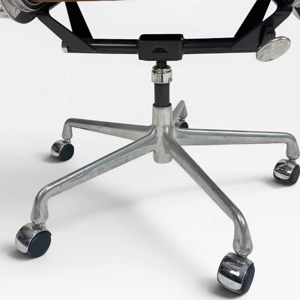 Eames for Herman Miller Aluminum Group Soft Pad Management Chair - Brown Leather