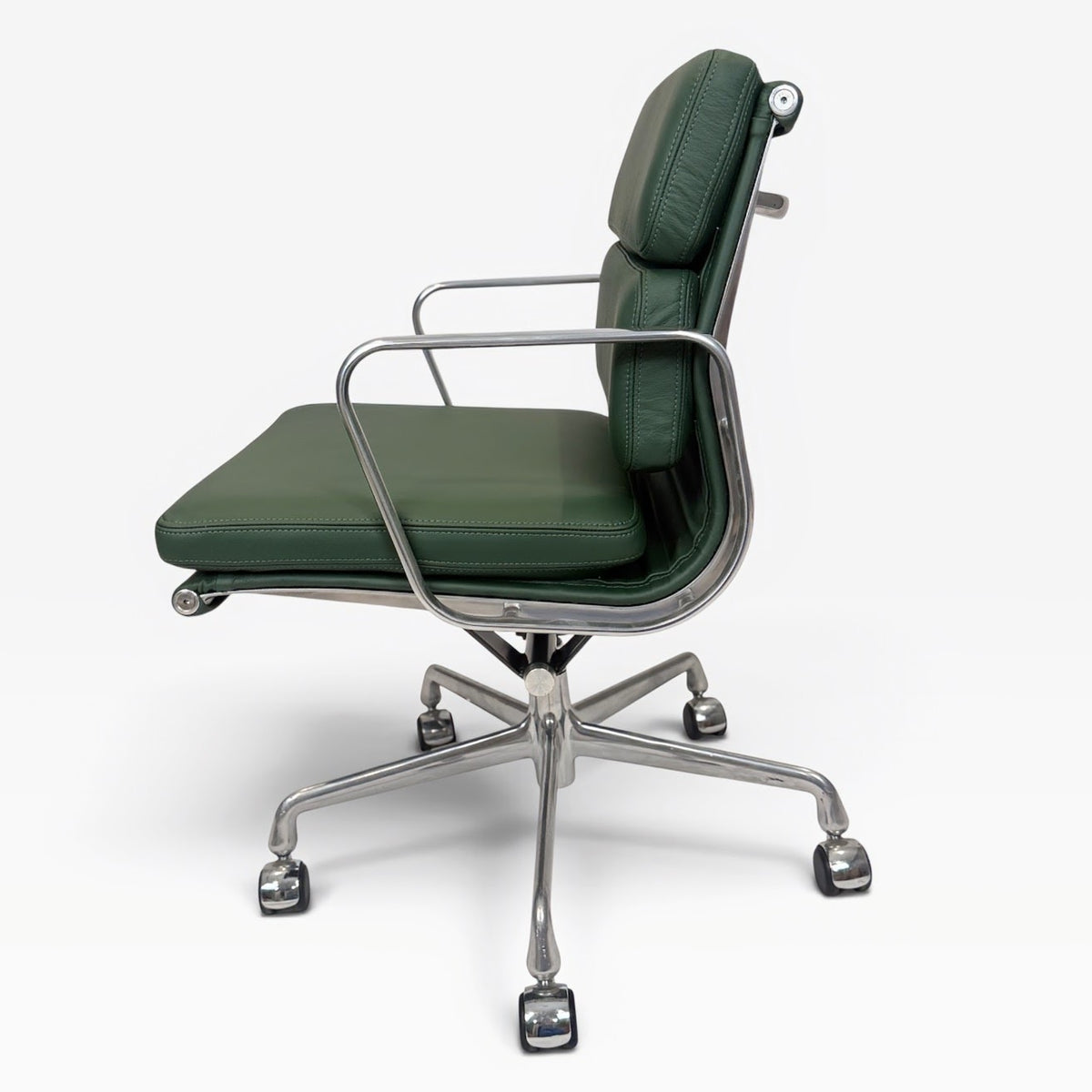 Herman Miller Eames Aluminum Group Soft Pad Management Chair - Green Leather