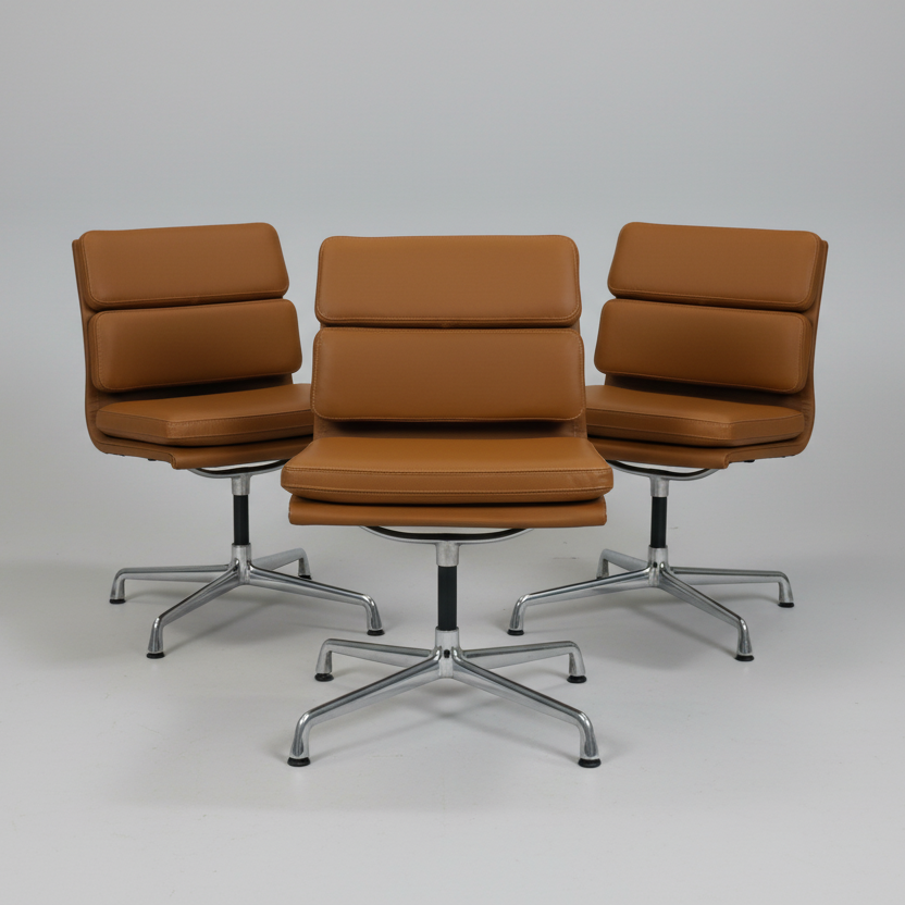 Set Of 5 Eames Aluminum Group Side Chairs