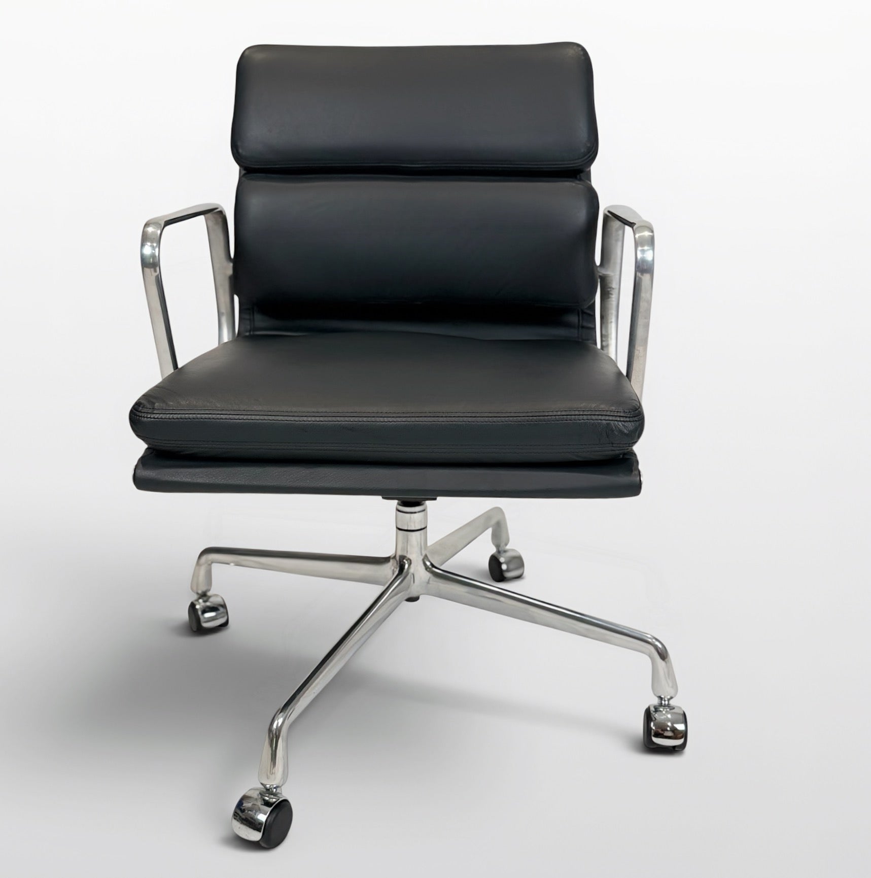 Eames for Herman Miller Soft Pad Management Chair – Charcoal Gray Leather