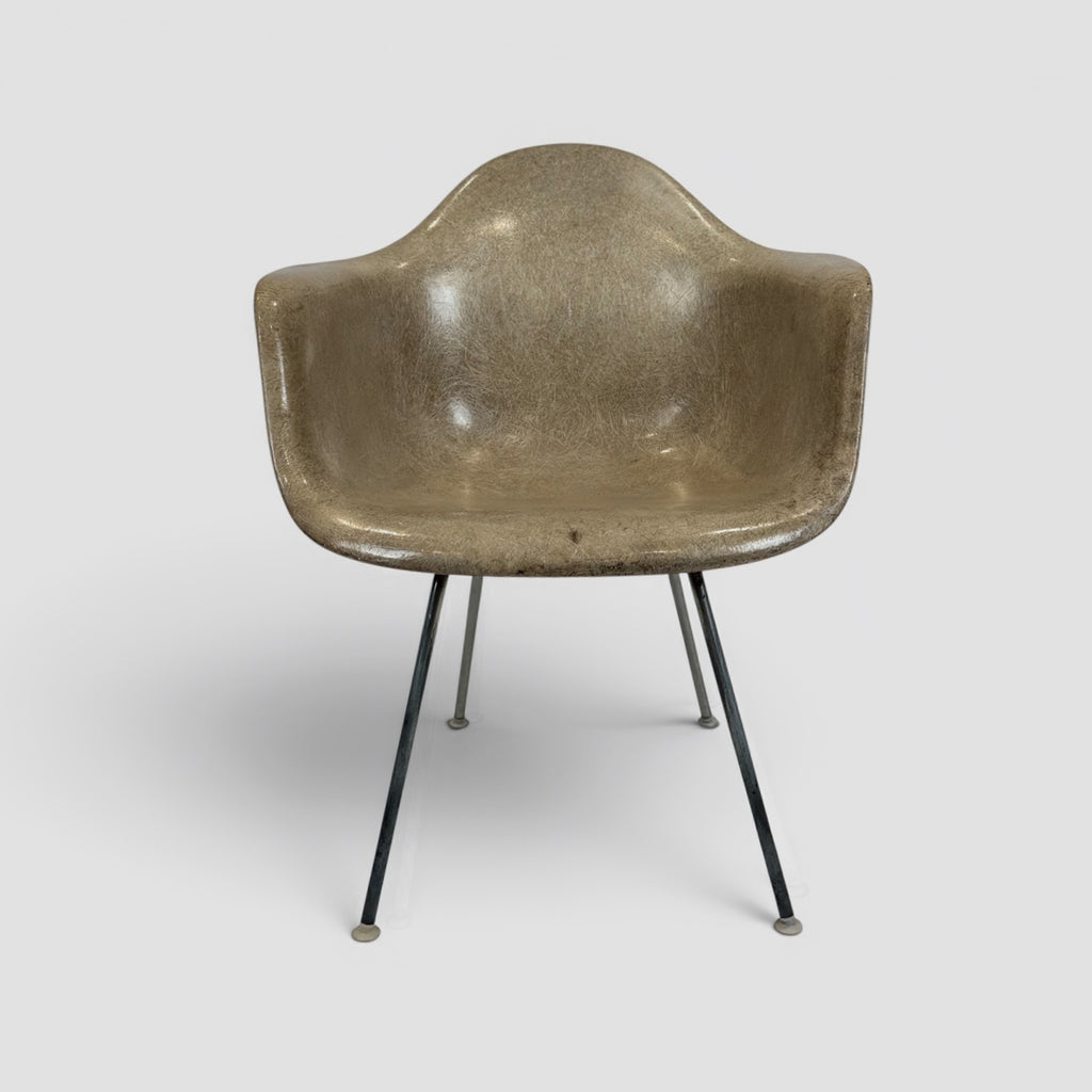 Early 1950s Eames Fiberglass Armchair by Herman Miller – Zenith Plastics