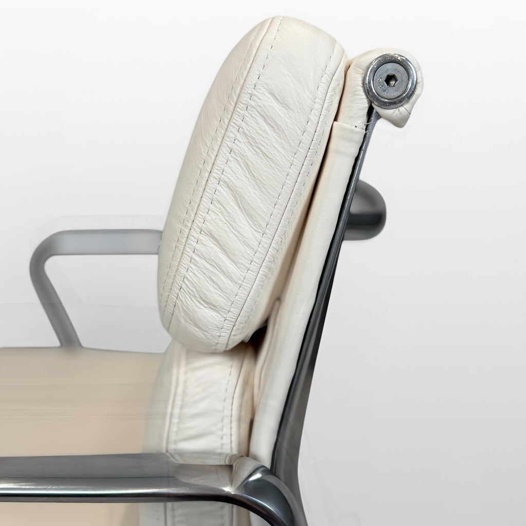 Eames Aluminum Group Soft Pad Management Chair by Herman Miller – Ivory Leather