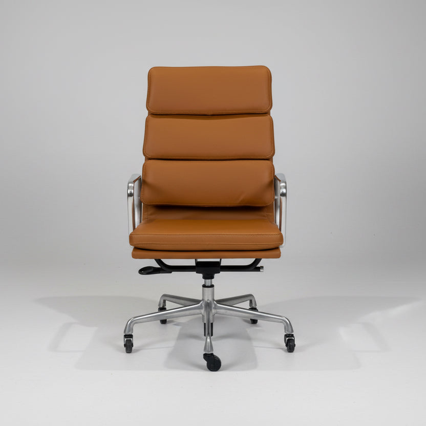 Eames Aluminum Group Executive Chair