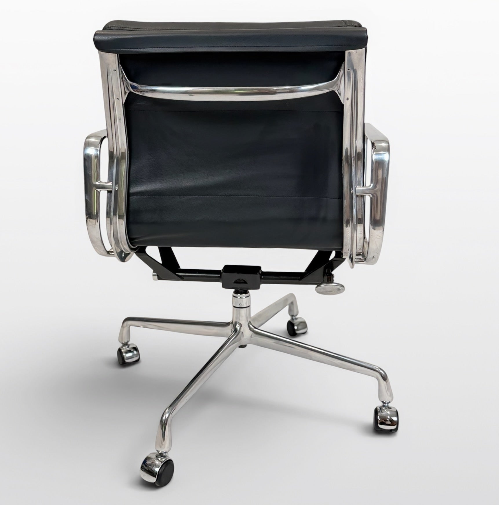 Eames for Herman Miller Soft Pad Management Chair – Charcoal Gray Leather
