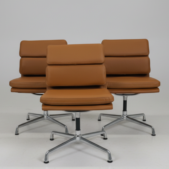 Set Of 3 Eames Aluminum Group Side Chairs