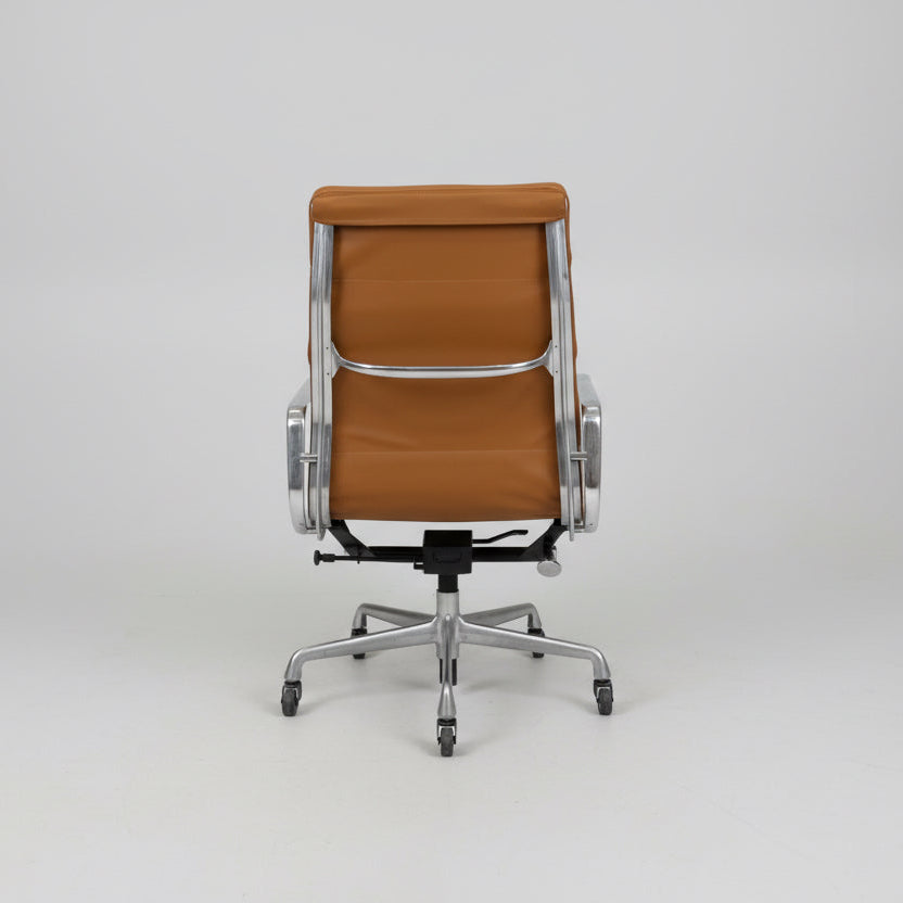 Eames Aluminum Group Executive Chair