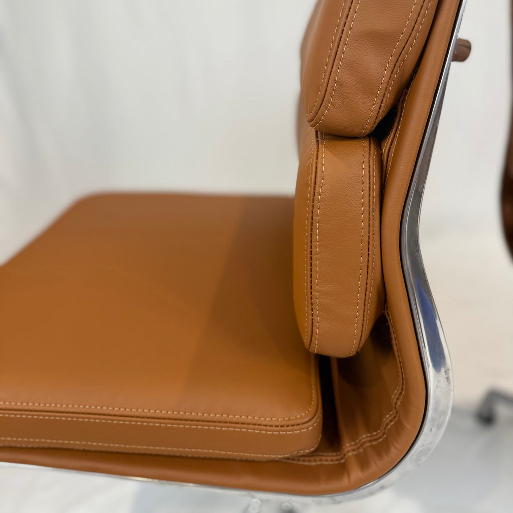 Set Of 5 Eames Aluminum Group Side Chairs