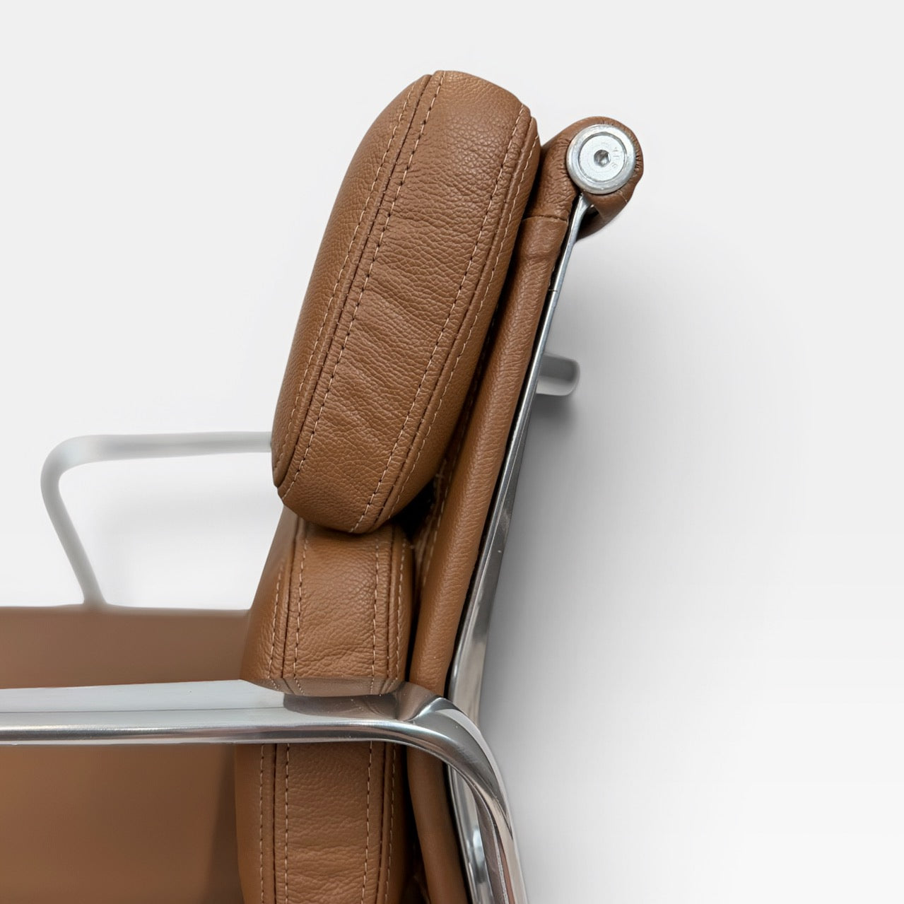 Eames for Herman Miller Aluminum Group Soft Pad Management Chair - Brown Leather