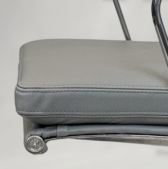 Herman Miller Eames Soft Pad Management Chair – Light Gray Leather
